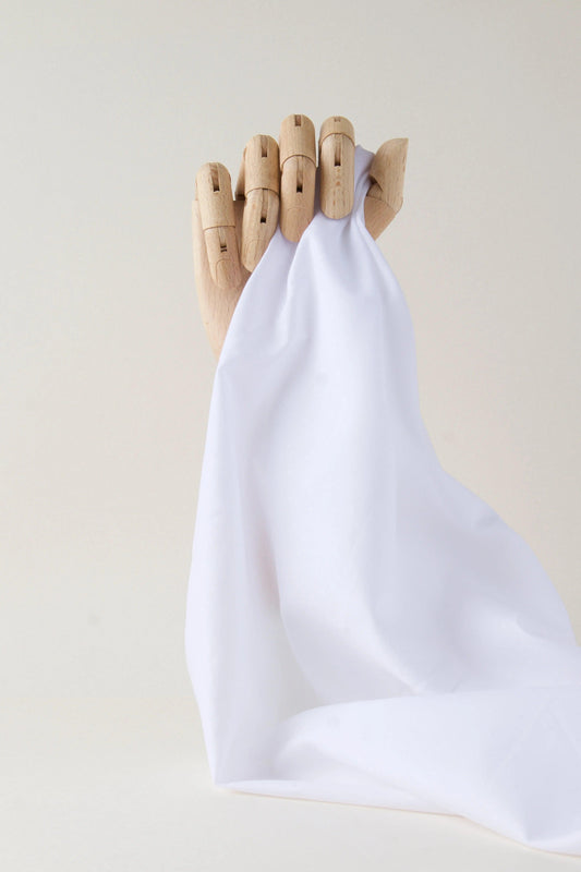 Batiste de coton minis coeurs - Blanc .