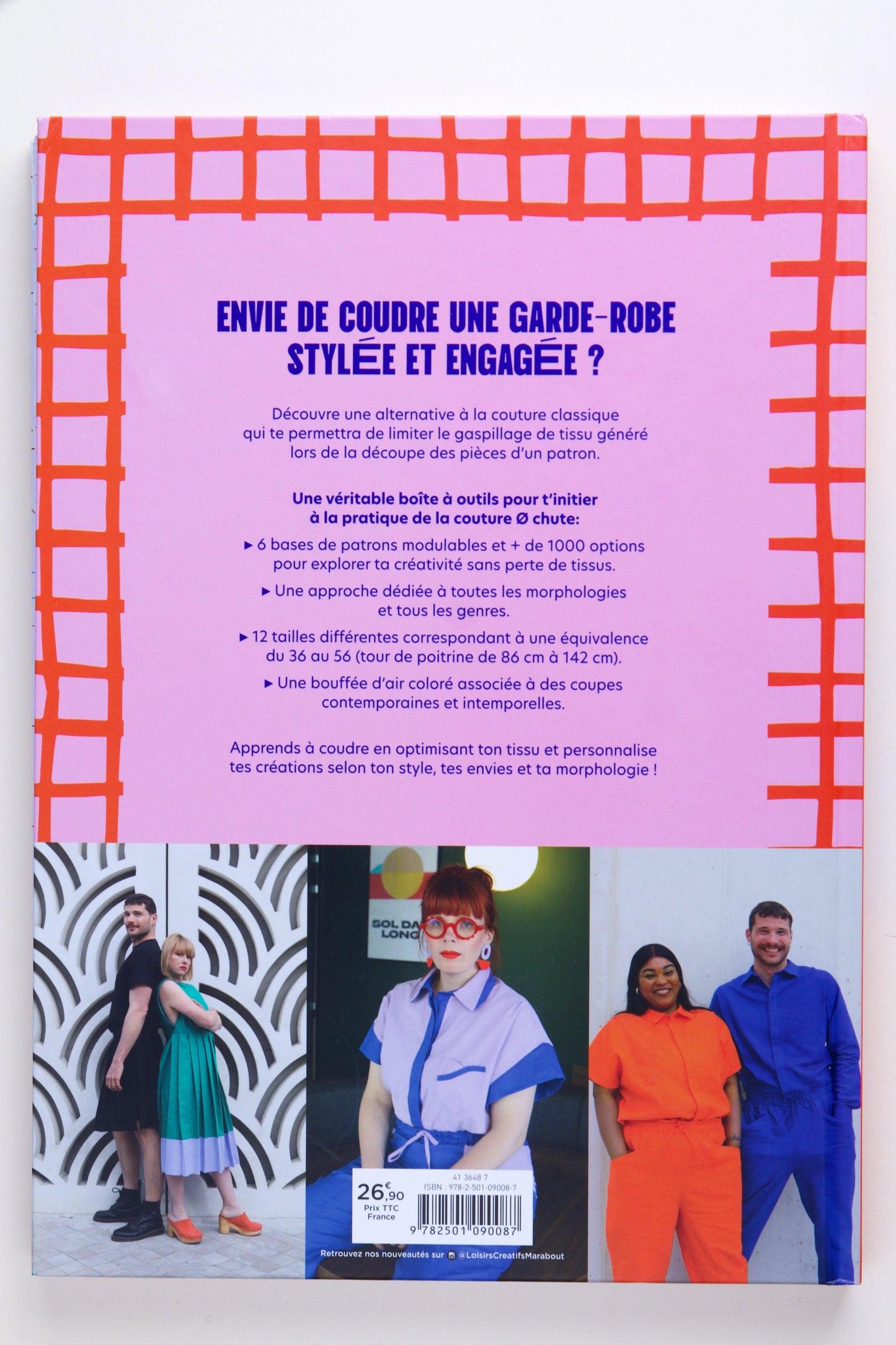 Livre : couture zéro chute par Charline Durpoix et Mylène L'orguilloux 
éditions Marabout 
EAN / ISBN 9782501090087

