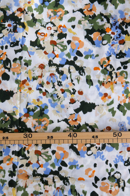 Satin de viscose - Fleurs bleu / Coupons 90 x 147