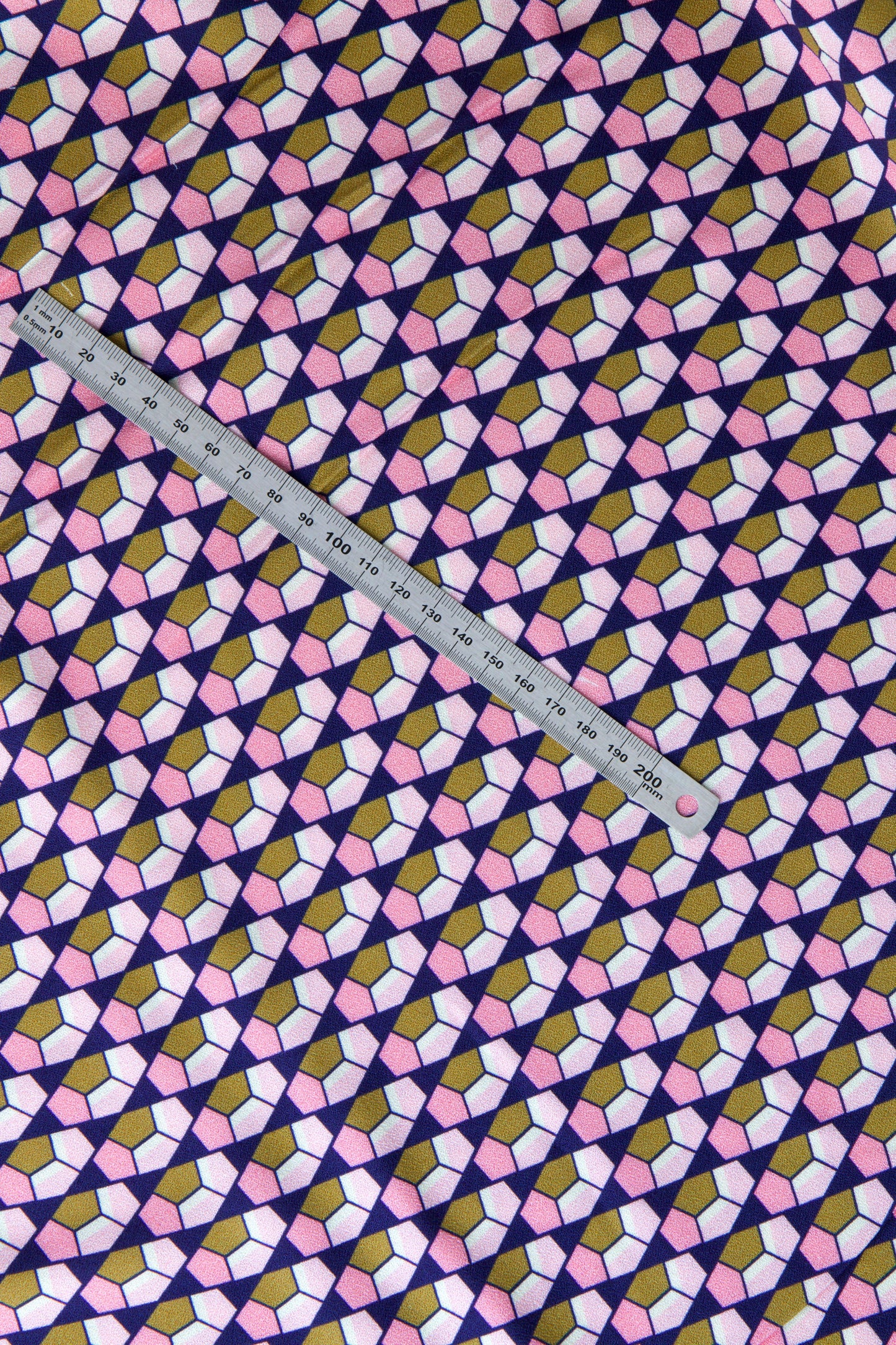 Crêpe de viscose géométrique / Coupon 70 x 144 cm