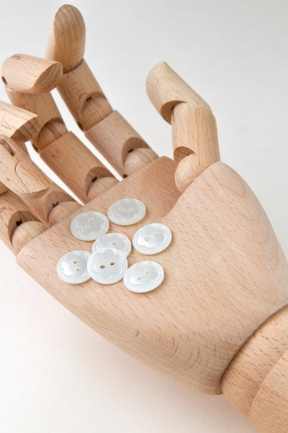 Boutons vintage Fleur 15 mm - Écru