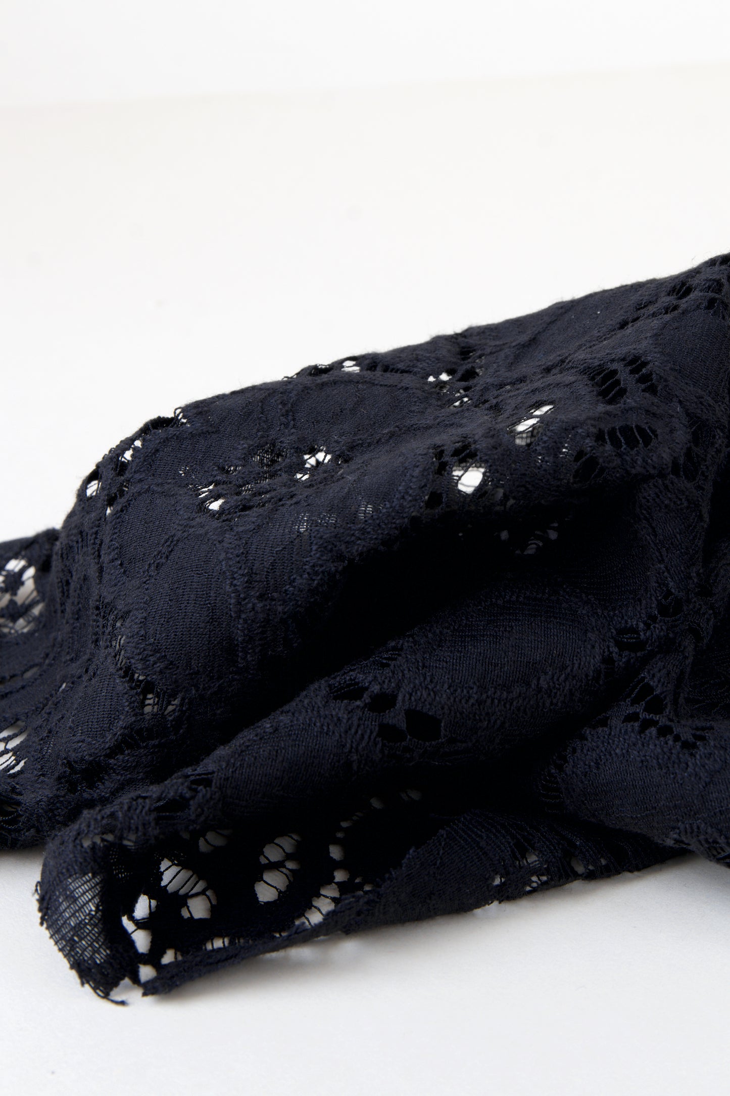 Dentelle florale - Noir